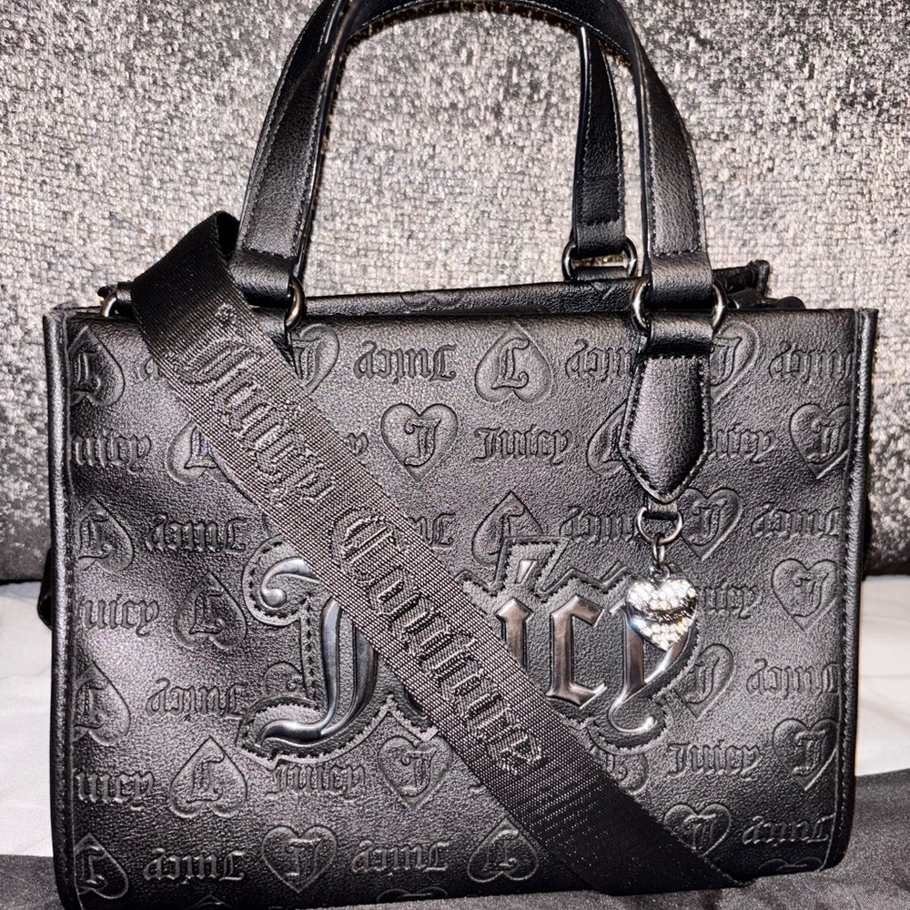 Black juicy couture crossbody